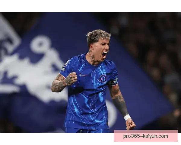 阿隆索传球失误引发关注，球队中场表现需进一步提升